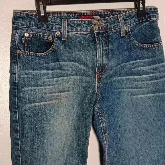 "AEROPOSTALE" Ladies medium washed cropped jeans‎ Size 9/10 - Picture 1 of 9